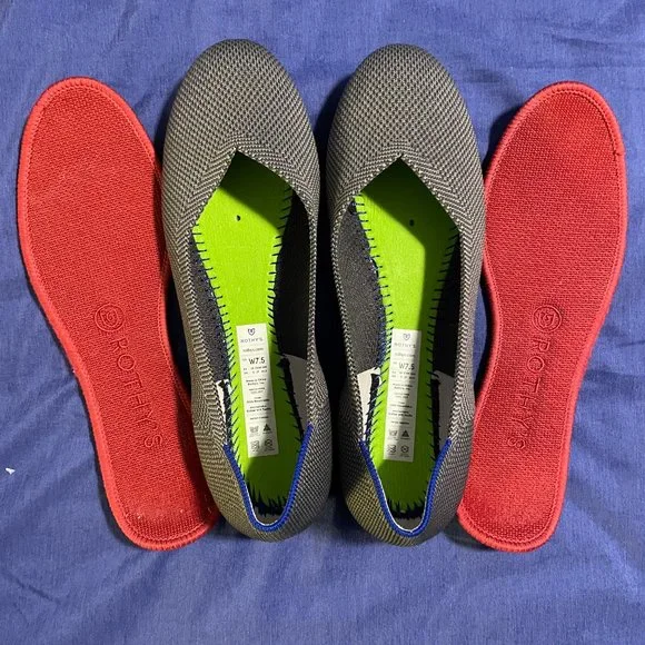 Rothys The Flat Charcoal Gray w/Red Insole Size 7.5 Flats - Picture 5 of 6